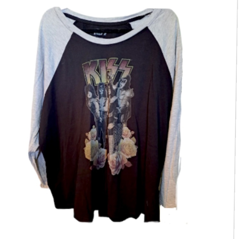 KISS Band Tee T-shirt Top Memorabilia Long Sleeves!!!